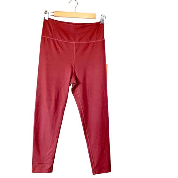 Girlfriend Collective NEW Float Ultralight 7/8 Legging Lightweight Fig Large - Picture 2 of 11